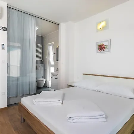 Dinastija 3 Holiday home